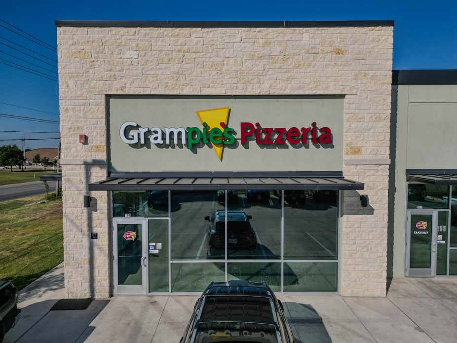 Grampie's Pizzeria